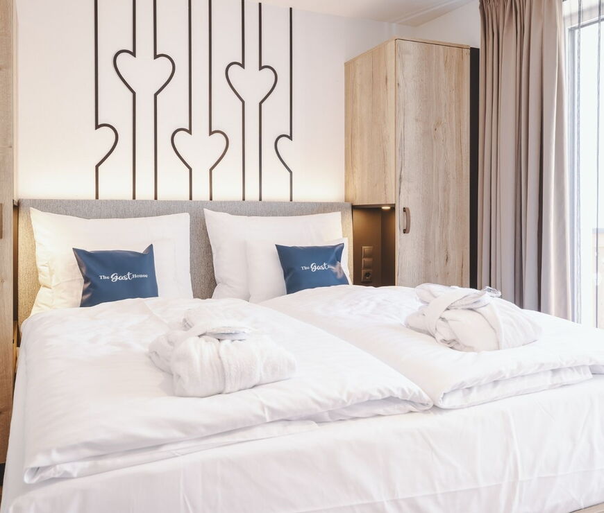 The Gast House Zell am See | 3 Bedroom Suite with Private Sauna