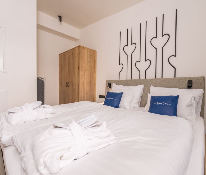 The Gast House | Superior Family Suite