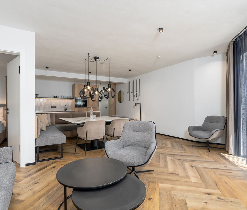 The Gast House Zell am See | 2 Schlafzimmer Deluxe Suite mit private Sauna