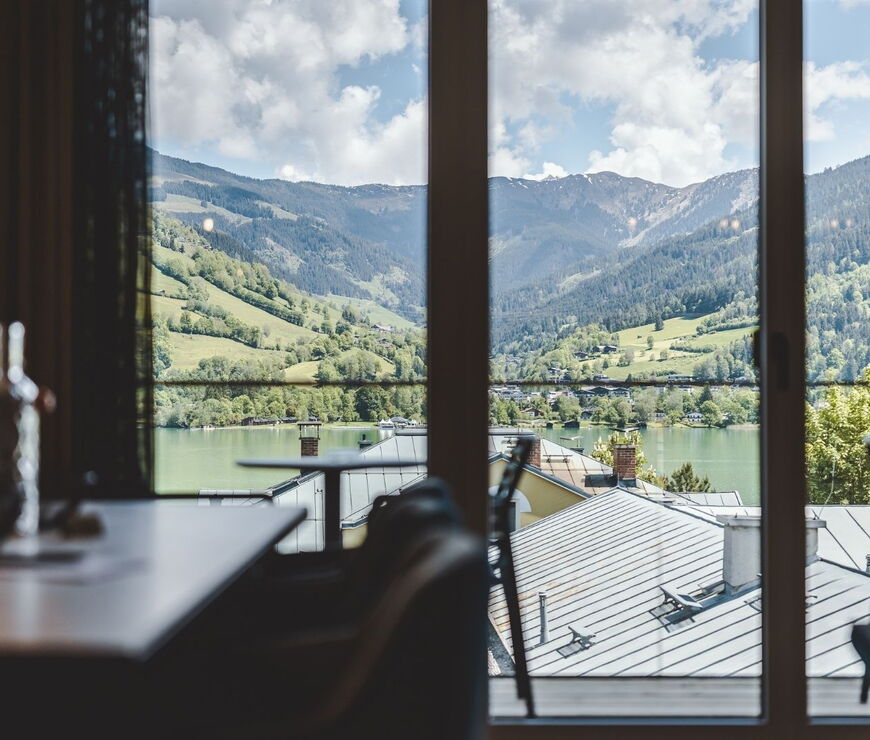 The Gast House Zell am See | 2 Schlafzimmer Deluxe Suite mit private Sauna
