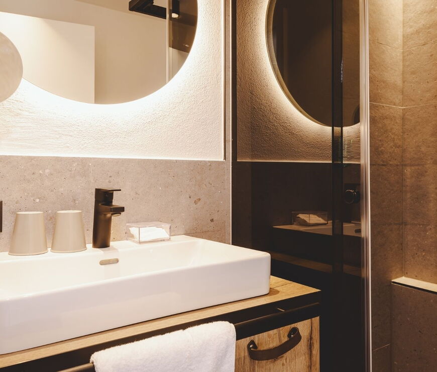 The Gast House Zell am See | 3 Bedroom Suite with Private Sauna