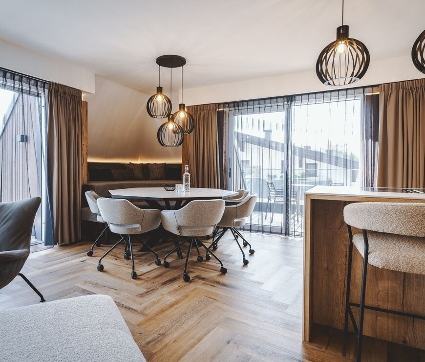 The Gast House Zell am See | 4 Bedroom Suite with Private Sauna